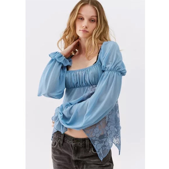Urban Outfitters Tops - NWT Urban outfitters Romance Babydoll Top in Blue